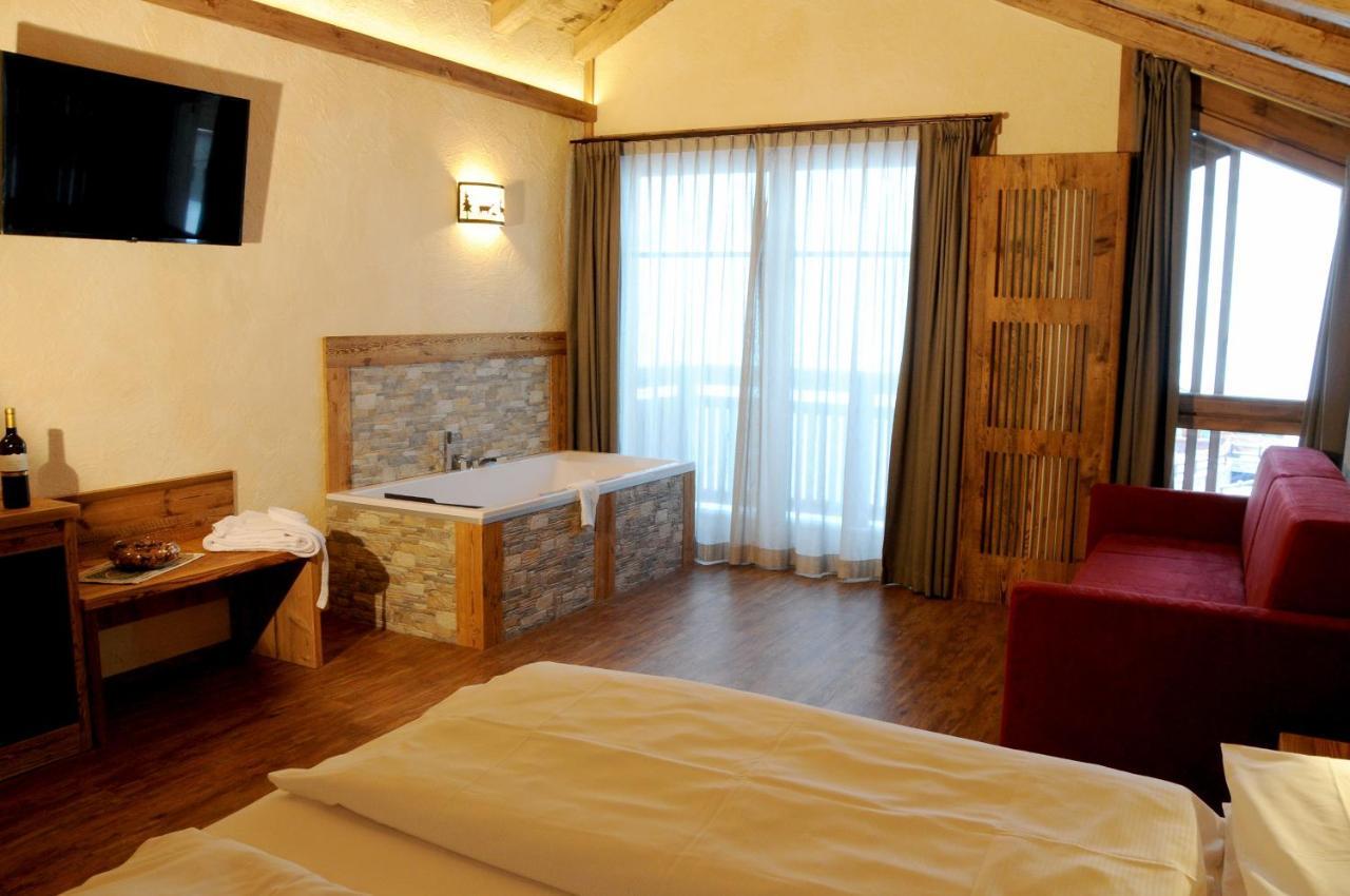Hotel Helvetia Livigno Dış mekan fotoğraf